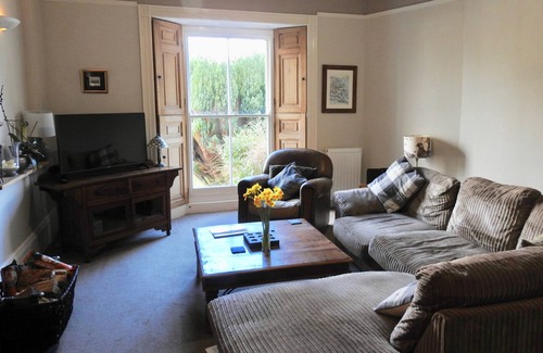 Mylor Churchtown House | An elegant Georgian house in an historic period terrace.