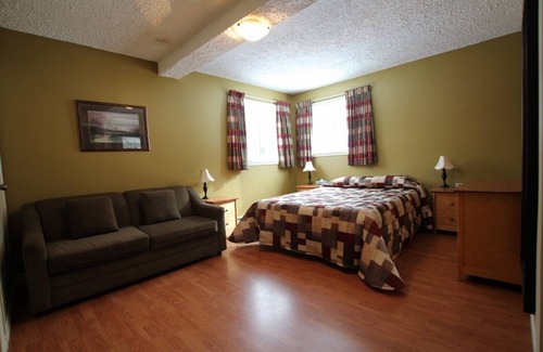 Les Pays-d'en-Haut Regional County Municipality House | An enchanting place in the heart of the Laurentians Villa # 1