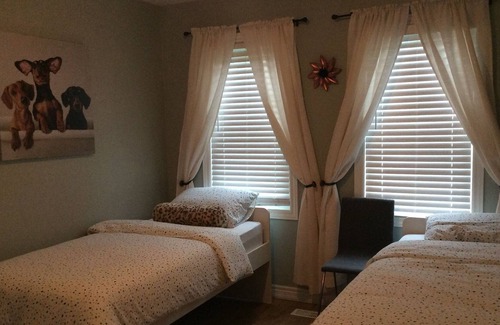 Wasaga Beach House | An entire home with the cottage feel