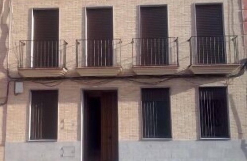 Villafranca de Ebro House | AN IDEAL PLACE TO DISCONNECT AND ENJOY WITH YOUR FAMILY AND FRIENDS!