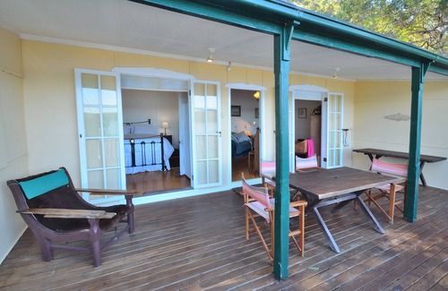 Bar Point Cottage | An idyllic haven, an hour from the CBD, ready to explore