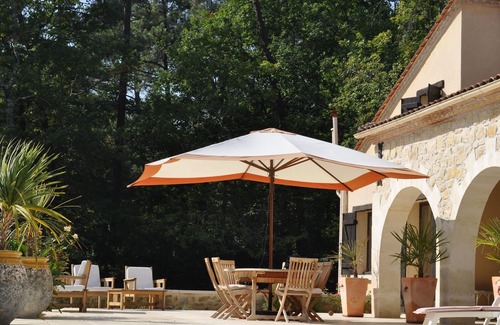 Sauveterre-De-Guyenne Villa | An immaculate family- friendly villa in the Entre-deux-Mers