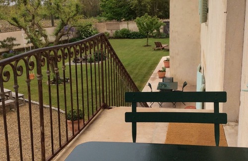 Corcelles-en-Beaujolais Apartment | An independent apartment in a traditional house at the foot of
