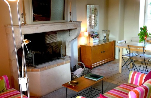 Corcelles-en-Beaujolais Apartment | An independent apartment in a traditional house at the foot of