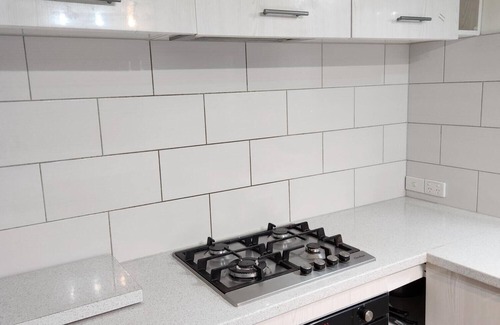 Newtown House | An Inner City 4-bedroom Townhouse With two Carparks