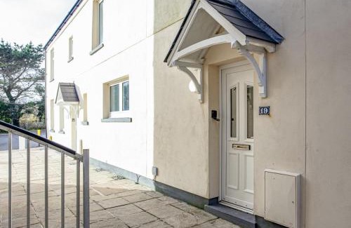Coverack Apartment | An Mor Haven