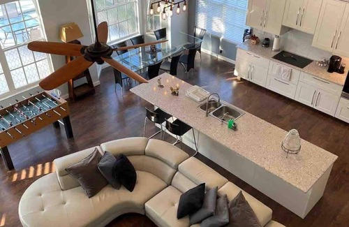 Kissimmee House | An Oasis of 4 bedrooms 4 baths with private pool