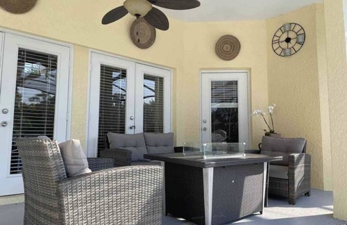 Kissimmee House | An Oasis of 4 bedrooms 4 baths with private pool
