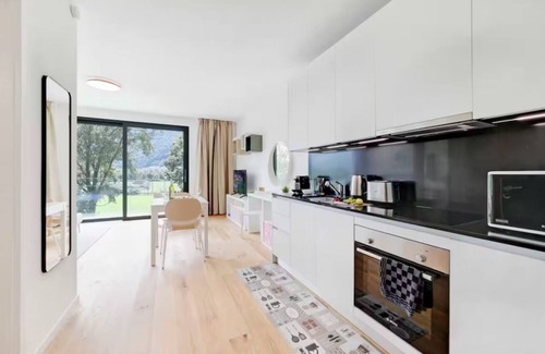 Claro Apartment | An oasis of peace in nature (Cassiopea 13 Residenza Ticino)
