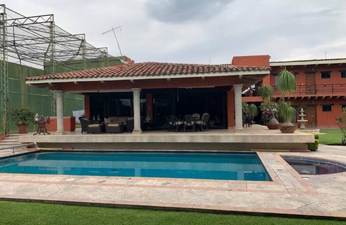 Cocoyoc House | An oasis of tranquility and family fun