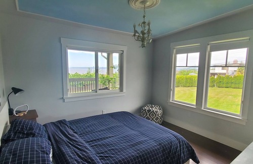 Powell River House | An ocean veiw nestled amongst the trees. Close to trails and the beach