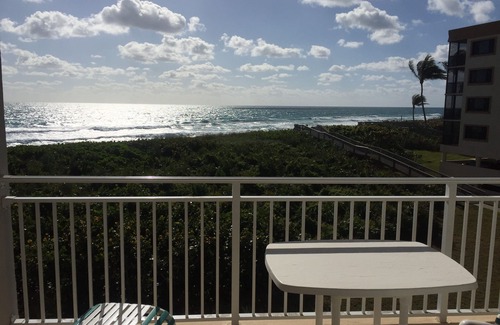 Stuart Condo | An Oceanfront Condo on the Treasure Coast