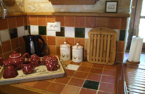 Daglan Cottage | An old hillside cottage, with a beautiful pool and stunning views