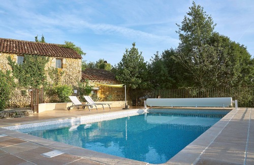 Daglan Cottage | An old hillside cottage, with a beautiful pool and stunning views