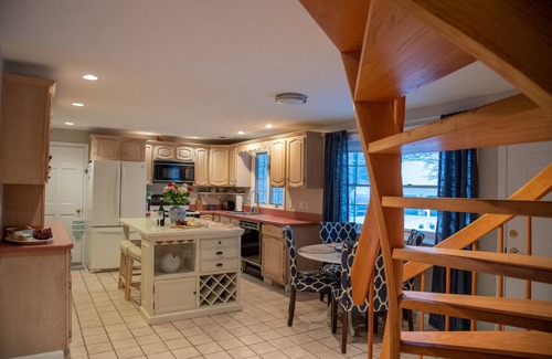 Osterville House | An Osterville Gem!Very close to town and beach!