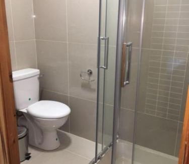 Killybegs House | An Uaimh , superb 6 bedroom house.