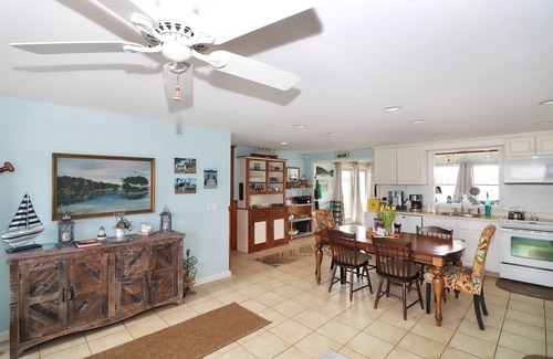 Deep Hole House | An Unfettered View - Beautiful ranch w/boat dock!