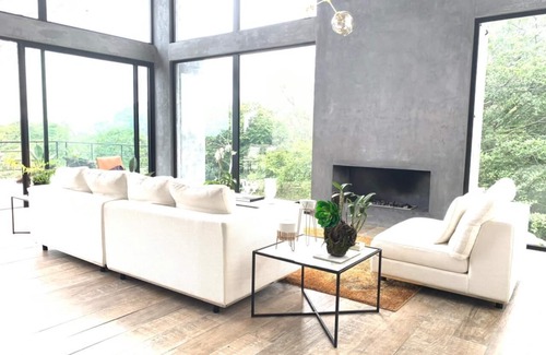 Alotenango House | AN059 Large Antigua Home