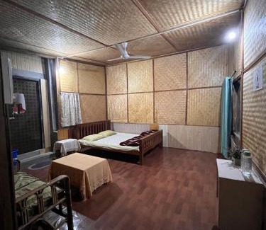 Amini House | Ana Homestay Roing