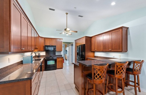 Vero Beach House | Ana's Country House large 4-bedroom house 1 acre in beautiful Vero Beach