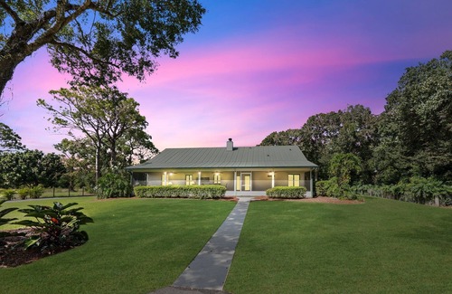 Vero Beach House | Ana's Country House large 4-bedroom house 1 acre in beautiful Vero Beach