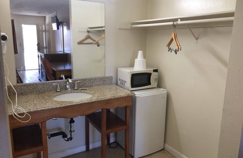 Northwest Anaheim Hotel | Anaheim National Inn