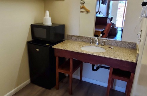 Northwest Anaheim Hotel | Anaheim National Inn