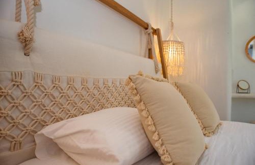 Naxos Hotel | Anais Of Naxos