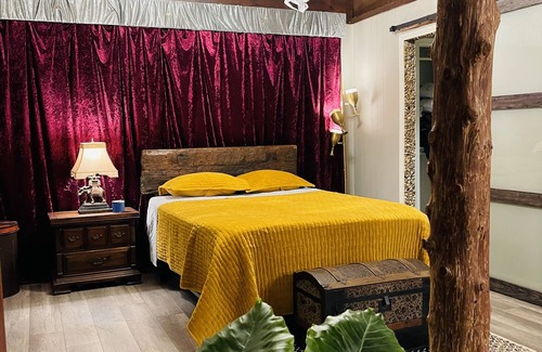 Shelbyville Other | Anam Haven County/farm stay