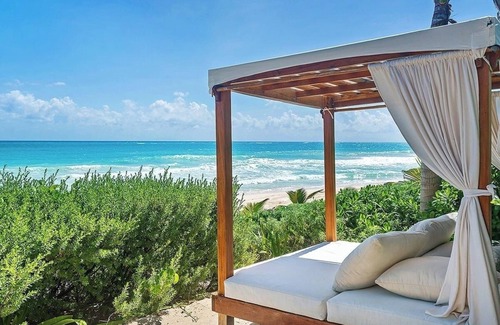 Chacchoben Villa | ANANA Casa Cantarena | Beachfront & Meals included