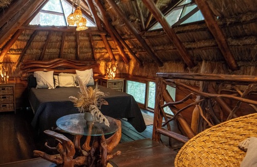 Leona Vicario Cabin | ANAND Ecoaldea