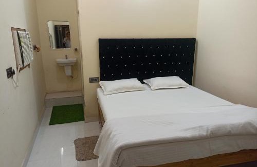 Seraikela Hotel | Anand Vihar