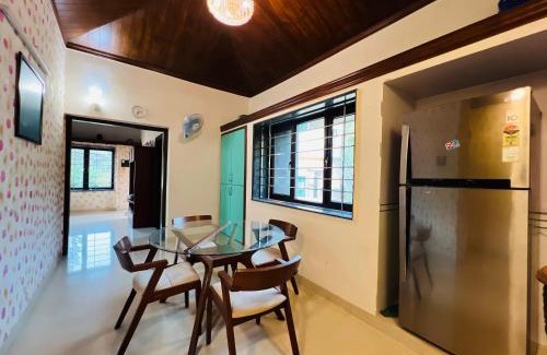Ratnagiri Bed & Breakfast | Anant Beach Villa