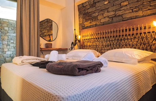 Paros Hotel | Anapnoe Resort by ParosKite