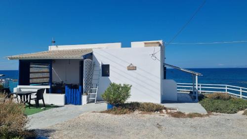 Mandrakia House | Anassa Milos House
