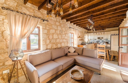 Kathikas Villa | Anastasia's House - a single storey stone villa that sleeps 6 guests in 3 bedrooms