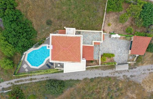 South Rhodes Villa | Anastasia Veranna Villa