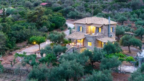 Kardamyli House | Anatoli