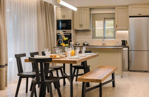 Aetos Villa | Anax - Two Bedroom Villa, Sleeps 4