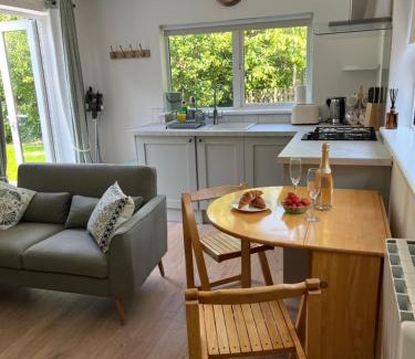 Ballydehob Ski Chalet | Ancaire Lodge