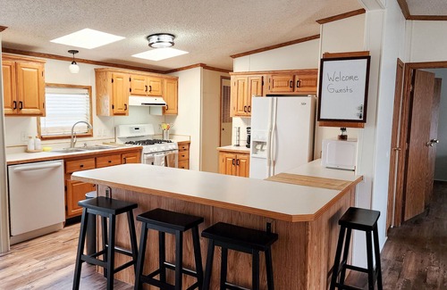 New Baltimore House | Anchor Bay Boathouse