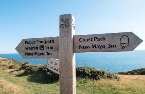 Noss Mayo House | Anchor Cottage Noss Mayo