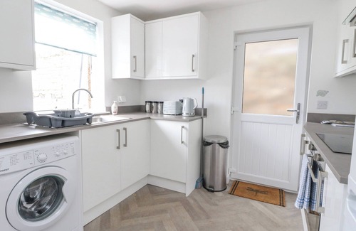 Hopeman Cottage | ANCHOR COTTAGE, pet friendly, country holiday cottage in Hopeman