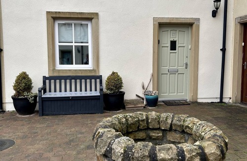 Anstruther Cottage | Anchor Cottage - private parking, sleeps 5