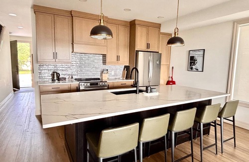 Town of Essex Cottage | Anchor down on your private Beachfront Cottage