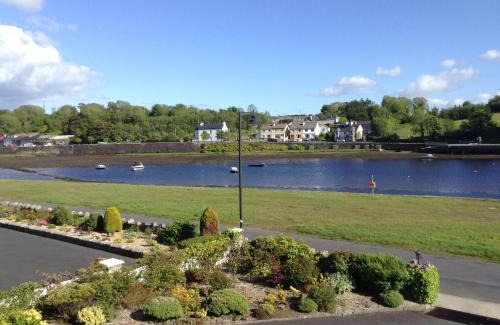 Newport Bed & Breakfast | Anchor House Accommodation Room Only