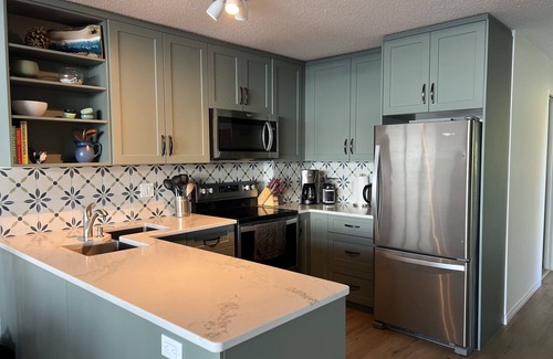 Yellow Point Condo | Anchor's End at Inn of the Sea. Ocean front, ground floor condo. Pet friendly.