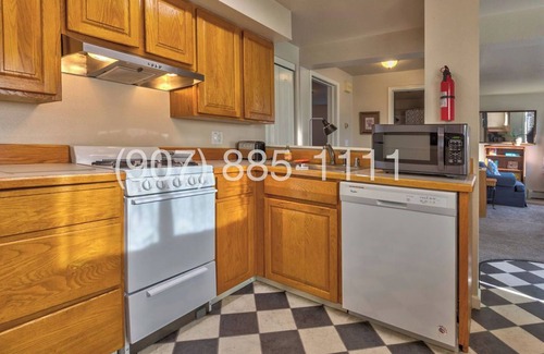 Fairview Apartment | Anchor Town Lodge- The Beluga