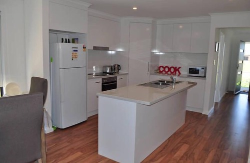 Port Macdonnell House | Anchorage Port MacDonnell