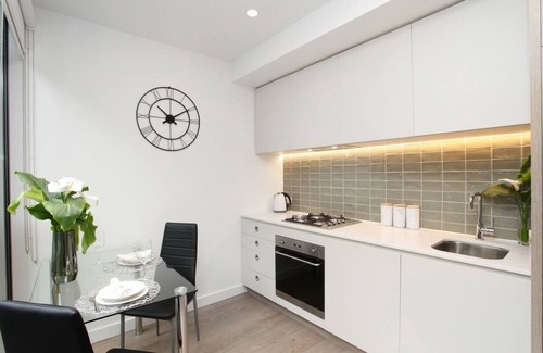 Melbourne Apartment | Anchors Down on Nelson